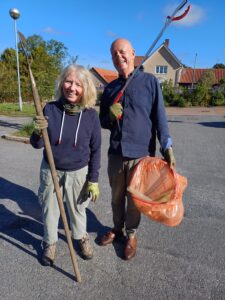 Litterpickers and gardeners!